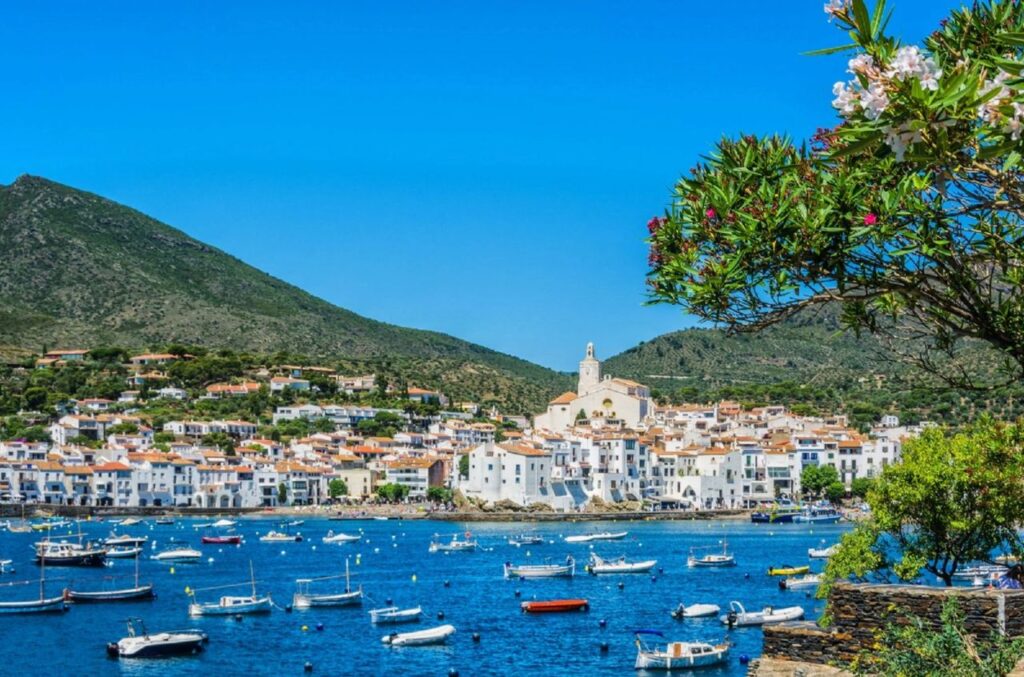 Cadaqués : Le Village des Artistes - La Route de Dali en Empordà