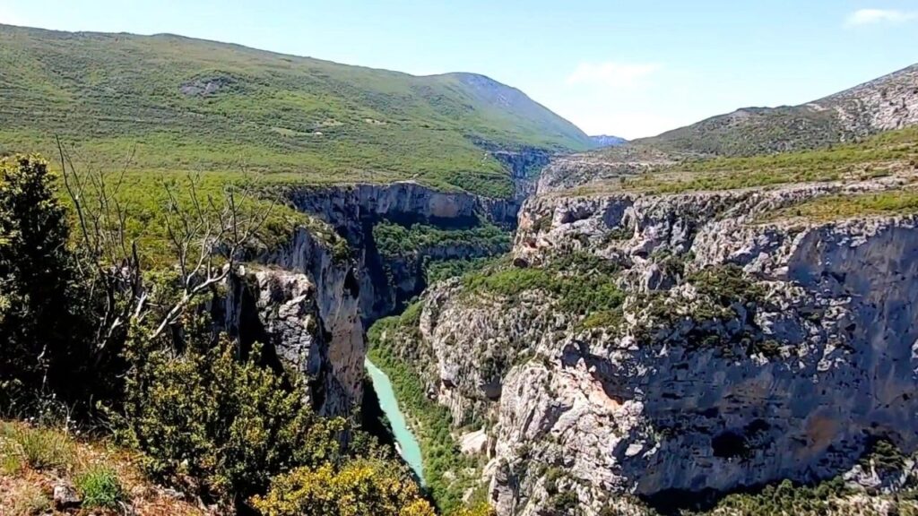 Falaise des cavaliers Gorges du Verdon Corniche Sublime