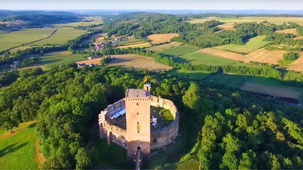 Chateau de Montaner Bearn