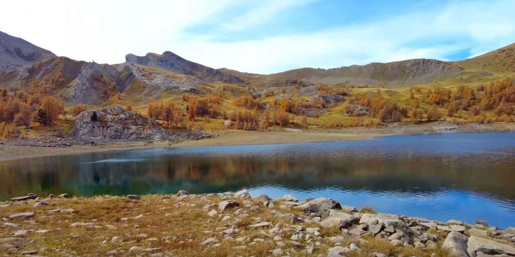 Lac d'Allos en automne