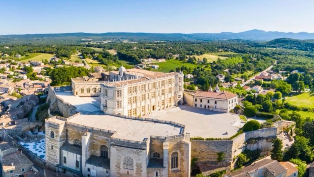 Château de Grignan Drôme provençale