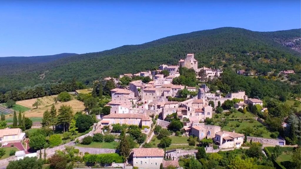 Le Poet Laval Drôme provençale