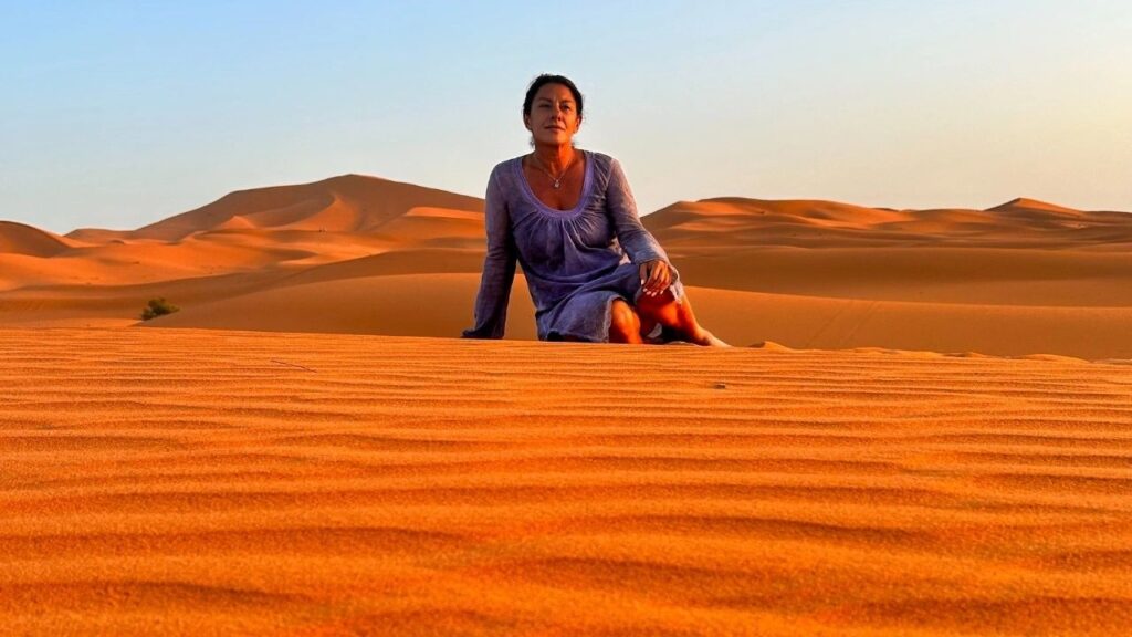 Merzouga dans les dunes du Sahara Maroc