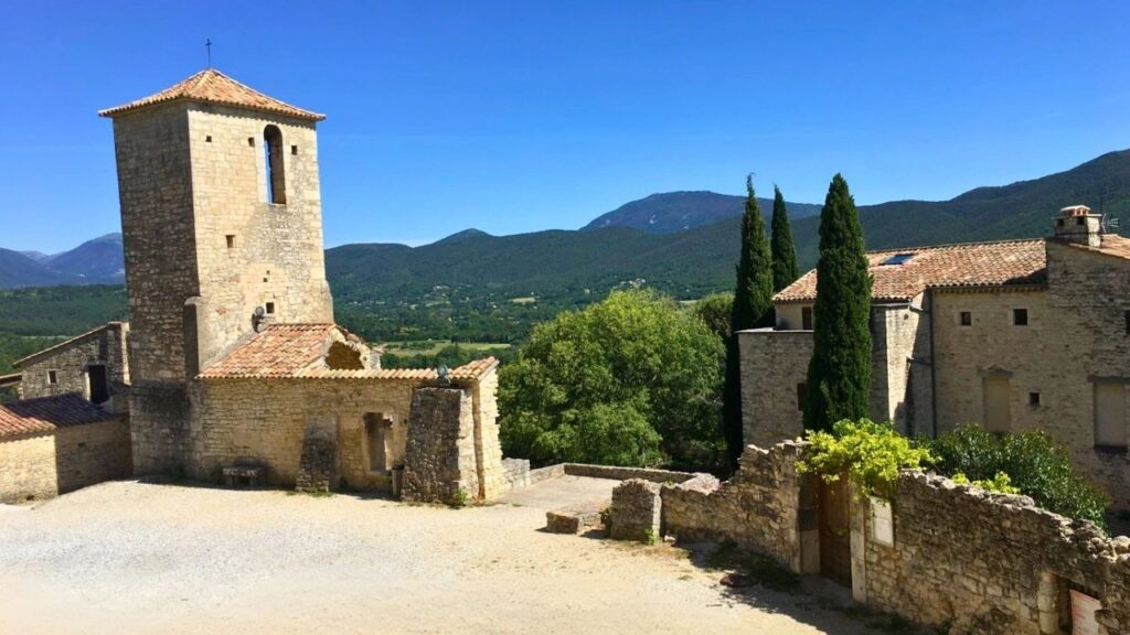 Le Poet Laval Drôme provençale