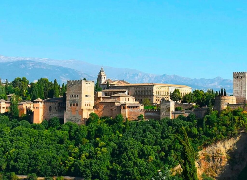 Grenade en Andalousie - Vue sur l'alhambra depuis l'Albaicín