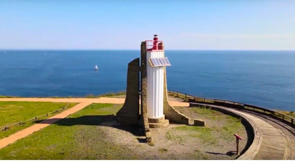 Le phare du cap Cerbère Côte Vermeille