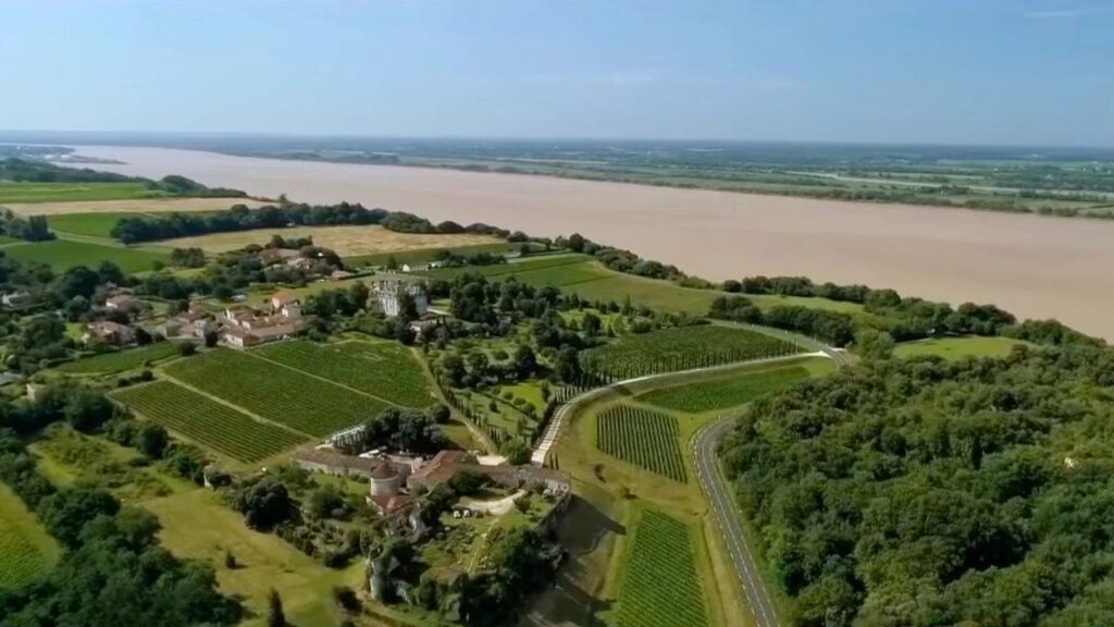 Route de la Corniche Gironde Fenêtres sur l'estuaire