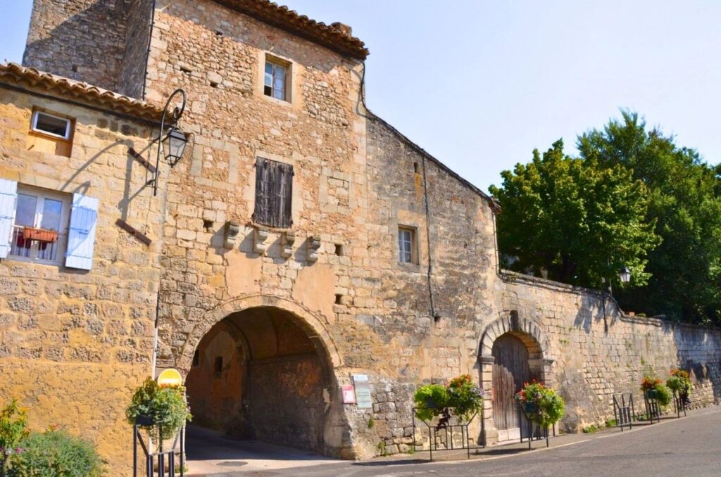 Saint-Paul-Trois-Châteaux Drôme provençale