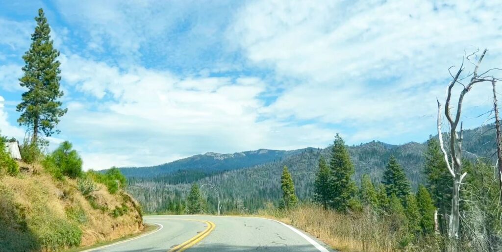 Route vers Yosemite National Park - Road Trip en Californie