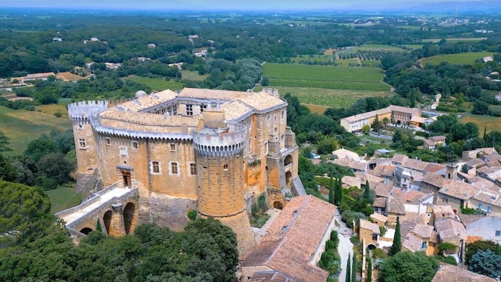 Château Suze la Rousse - Route des Châteaux de la Drôme provençale