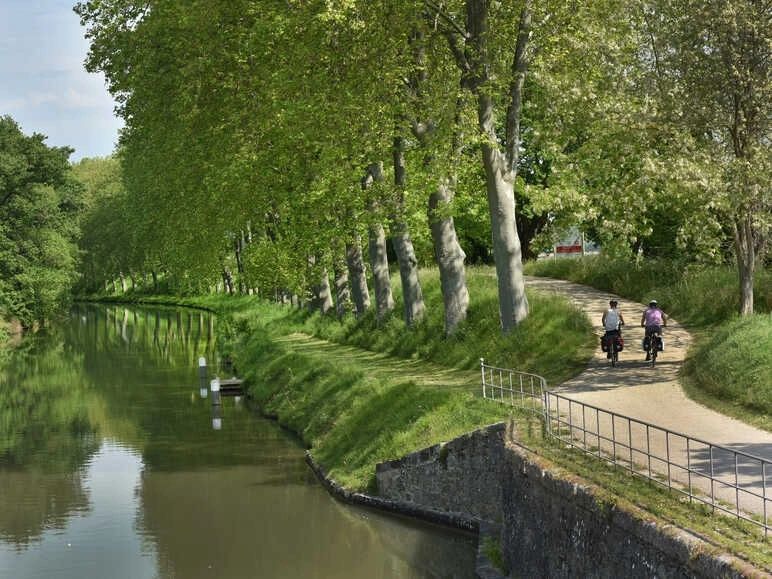 Balade à vélo au bord de l'eau - Toulouse