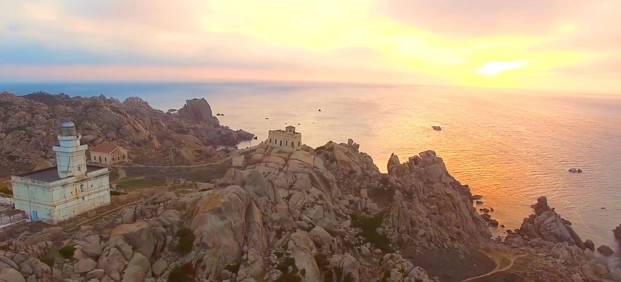 Coucher de soleil au Phare de Capo Testa