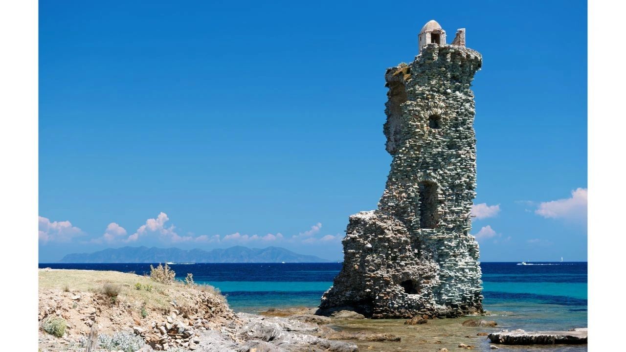 Tour Santa Maria de la Chapelle Cap Corse