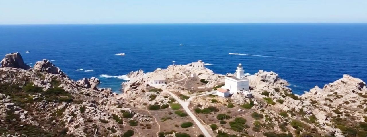 Le phare de Capo Testa Sardaigne