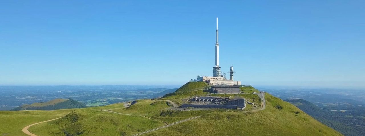 Le Puy de Dôme - Sur la Route des Volcans d'Auvergne