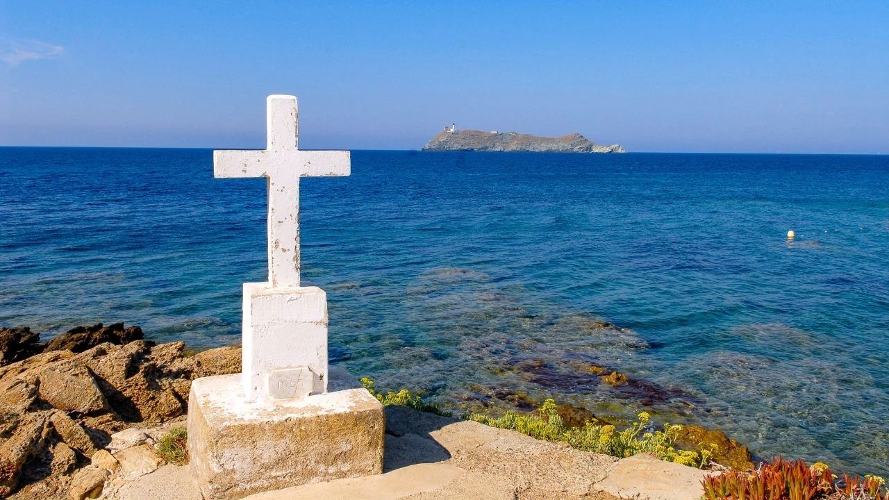 Croix de Tollare Sentier des Douaniers Cap Corse