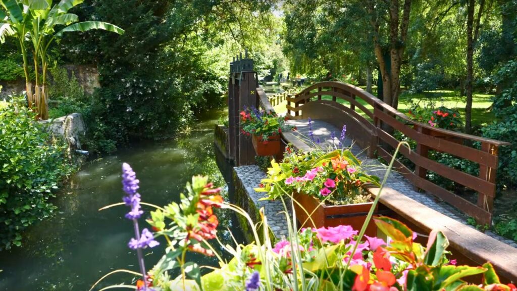 Montrésor Village romantique en France