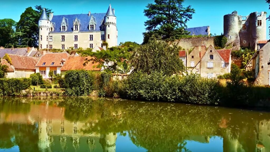 Montrésor Les plus beaux villages romantiques en France